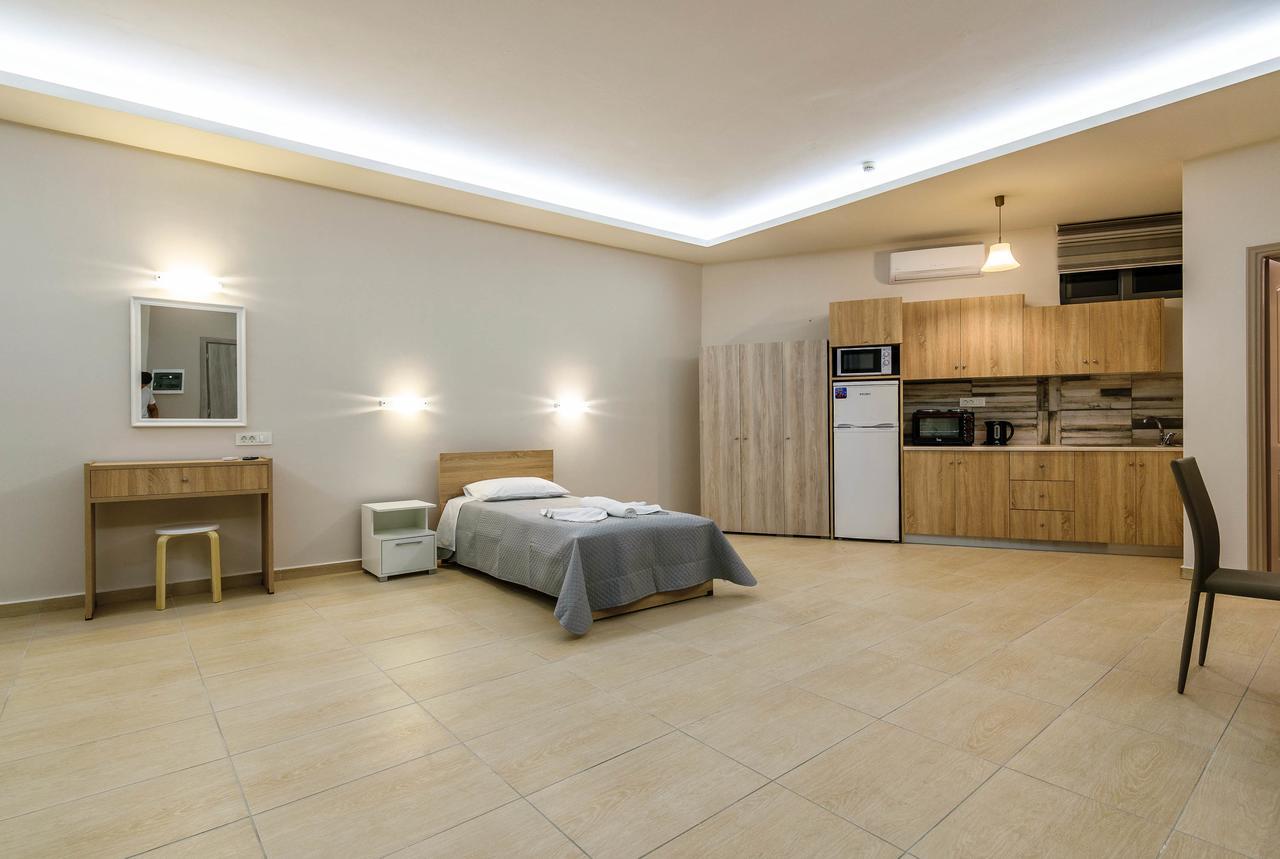 Irene Studios & Apartments Циливи Екстериор снимка