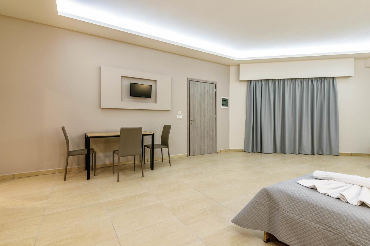 Irene Studios & Apartments Циливи Екстериор снимка