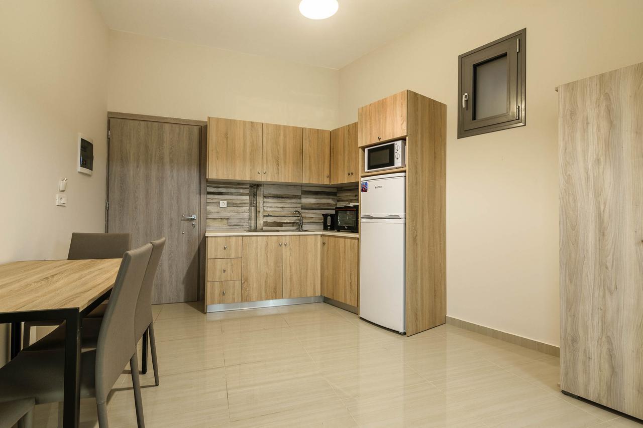 Irene Studios & Apartments Циливи Екстериор снимка